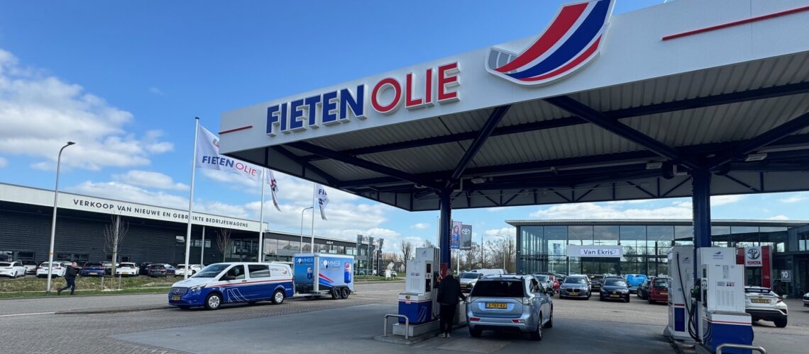 Fieten Olie Waddinxveen. Hier tankt u 24 uur met ons tankvoordeel