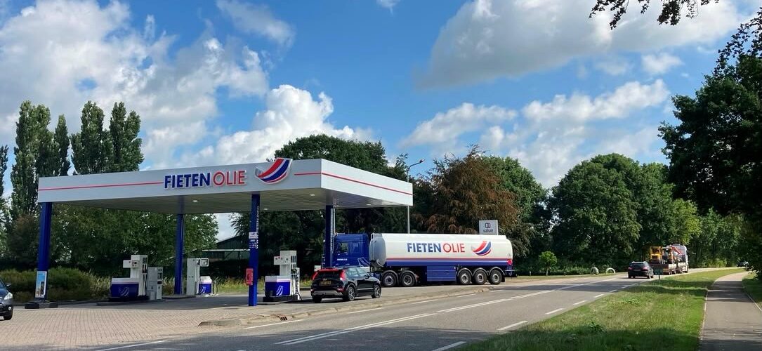 Fieten Olie wehl tankstation, 24 uur voordelig tanken